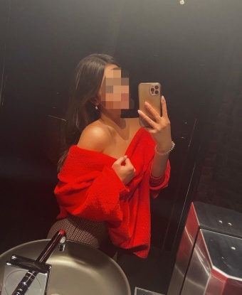 💋 Со мной вы окунетесь в мир наслаждения и удовольствия, обещаю подарить вам море эмоций. 🌊
Мои услуги включают классический и эротический массаж, французский без презерватива и многое другое. Внимательно слушаю ваши желания, чтобы удовлетворить их наиболее идеальным образом. 💫
Фото мои - без ретуши и фотошопа, соблазнительные формы и изумительная кожа гарантированы. Высокие оценки и восторженные отзывы клиентов подтверждают мою профессиональность и уровень сервиса. 💯
Довольные и благодарные мужчины – это мой главный приоритет. Для конфиденциальной и безопасной встречи звоните или пишите мне прямо сейчас! ✨ Тамара